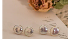 Natural Coin Pearl Stud Earrings